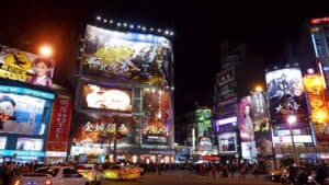 taiwan, taipei, ximenting, 西門町, travel, tourist attraction, city, urban, street, night, evening, lights, neon, shopping, building, modern, colorful, crowd, people, fashion, traffic