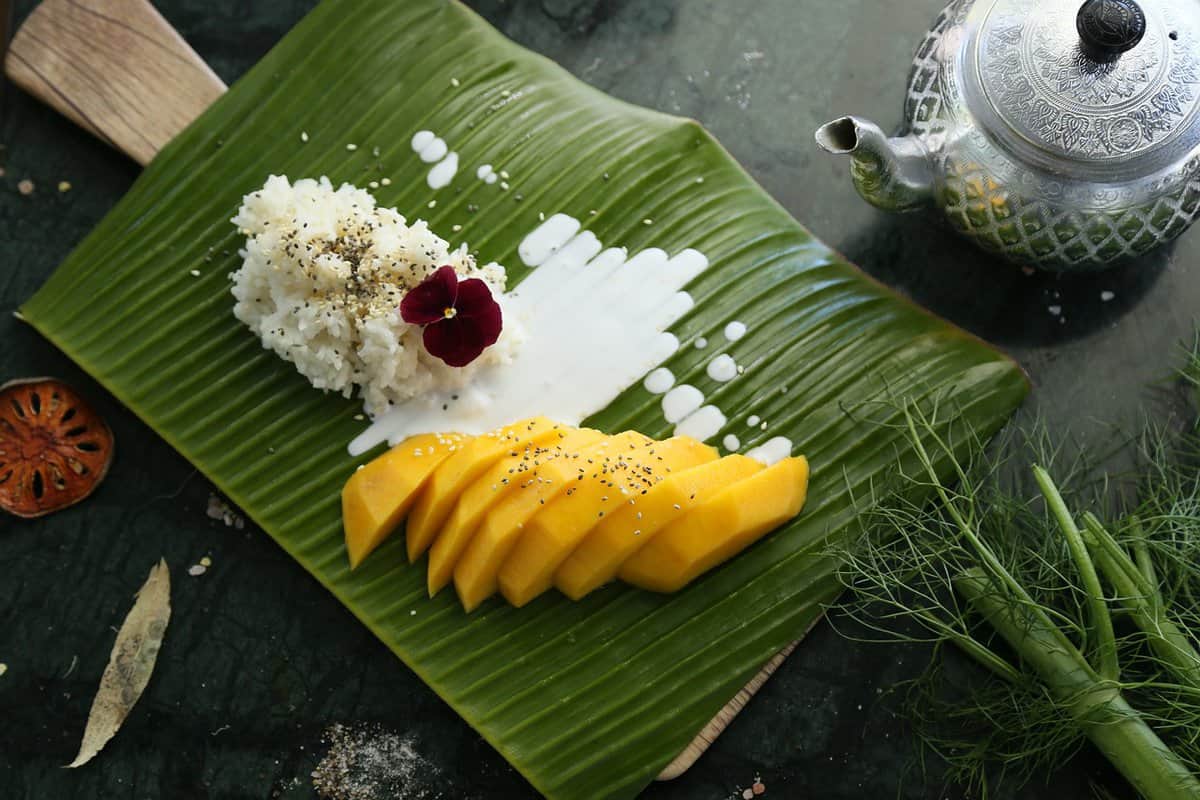mango sticky rice mango sticky rice, mango, thai dessert